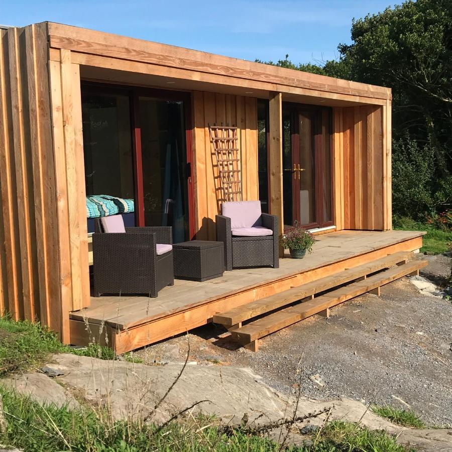 Goleen Harbour Tiny House Villa Exterior photo