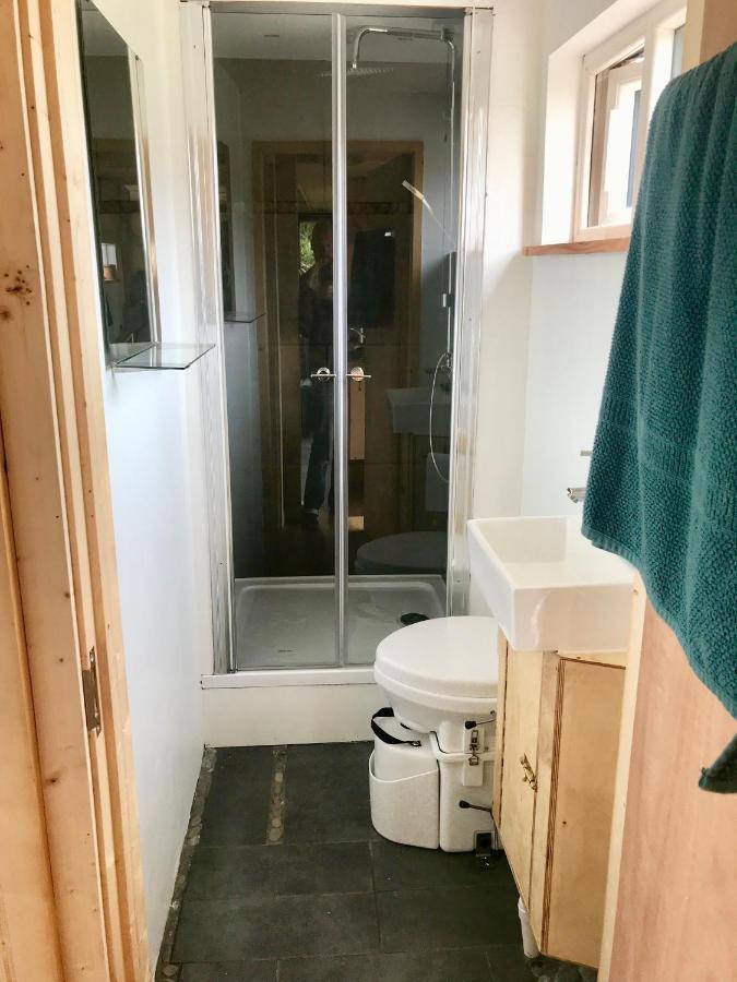 Goleen Harbour Tiny House Villa Exterior photo